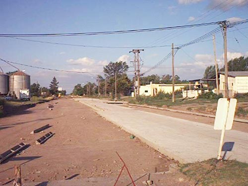 Nueva obra de ampliaci�n en la Av. Mariano Unzu�.