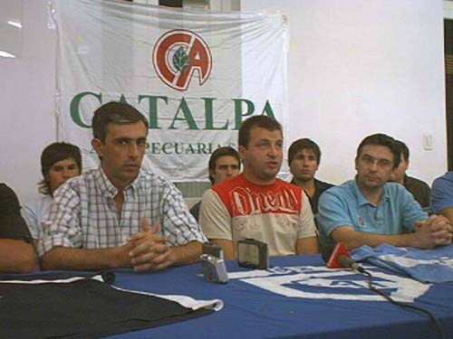 Fu� presentado en la Direcci�n de Deportes el equipo de Independiente para el Argentino C