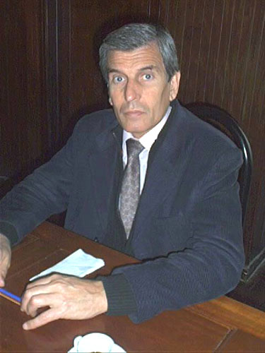 El Dr. Sim�n analiz� la decisi�n del HCD sobre tasas