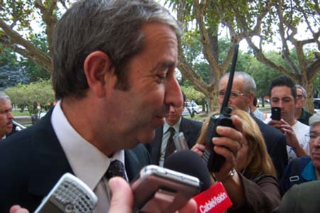 Algunas frases del Ing. Cobos al llegar a Bol�var
