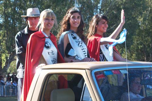Jazm�n Briguez es la Reina de la Expo 2009