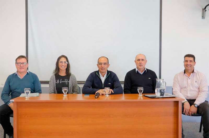 El  Intendente Pisano anunció el comienzo de una capacitación en albañilería