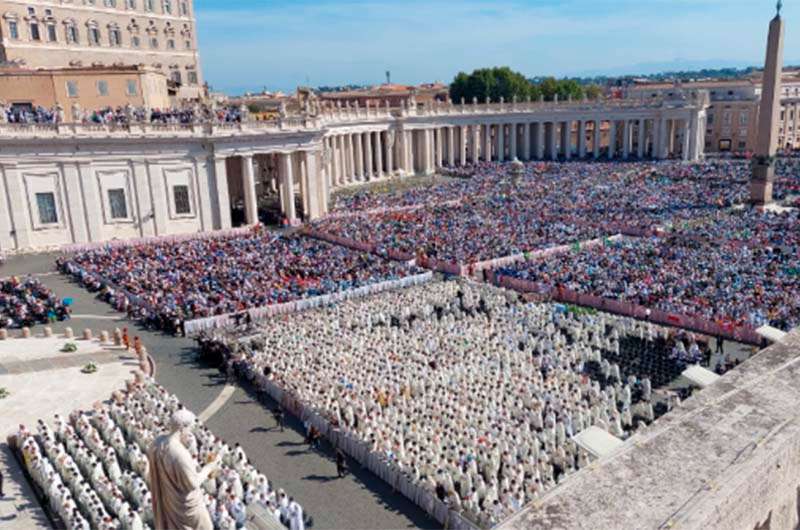El Papa León XIV canonizó a Carlo Acutis y Pier Giorgio Frassati