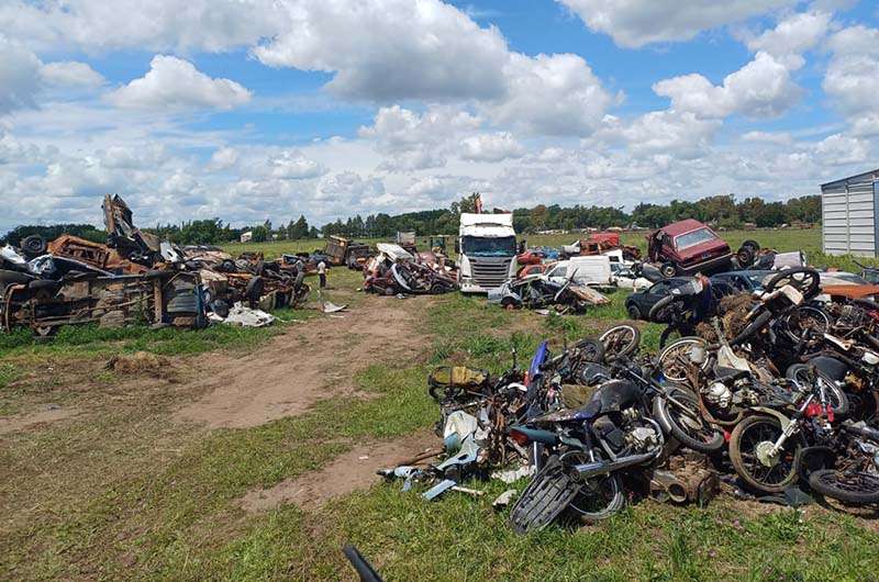 El Centro de Día Alegrías recibió los fondos de la compactación de vehículos