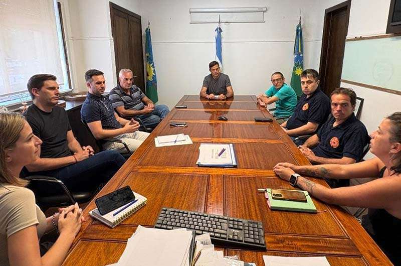 “Bali” Bucca se reunió con Bomberos Voluntarios