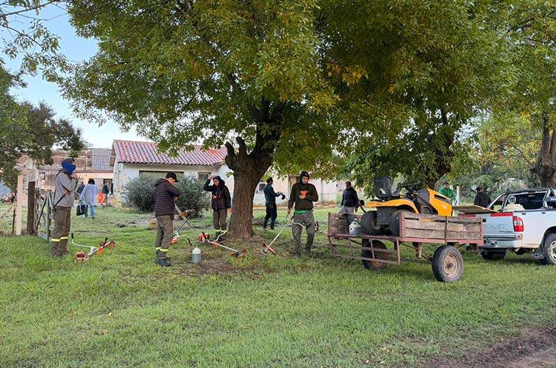 Ibarra amaneció con un gran operativo de limpieza y puesta en valor